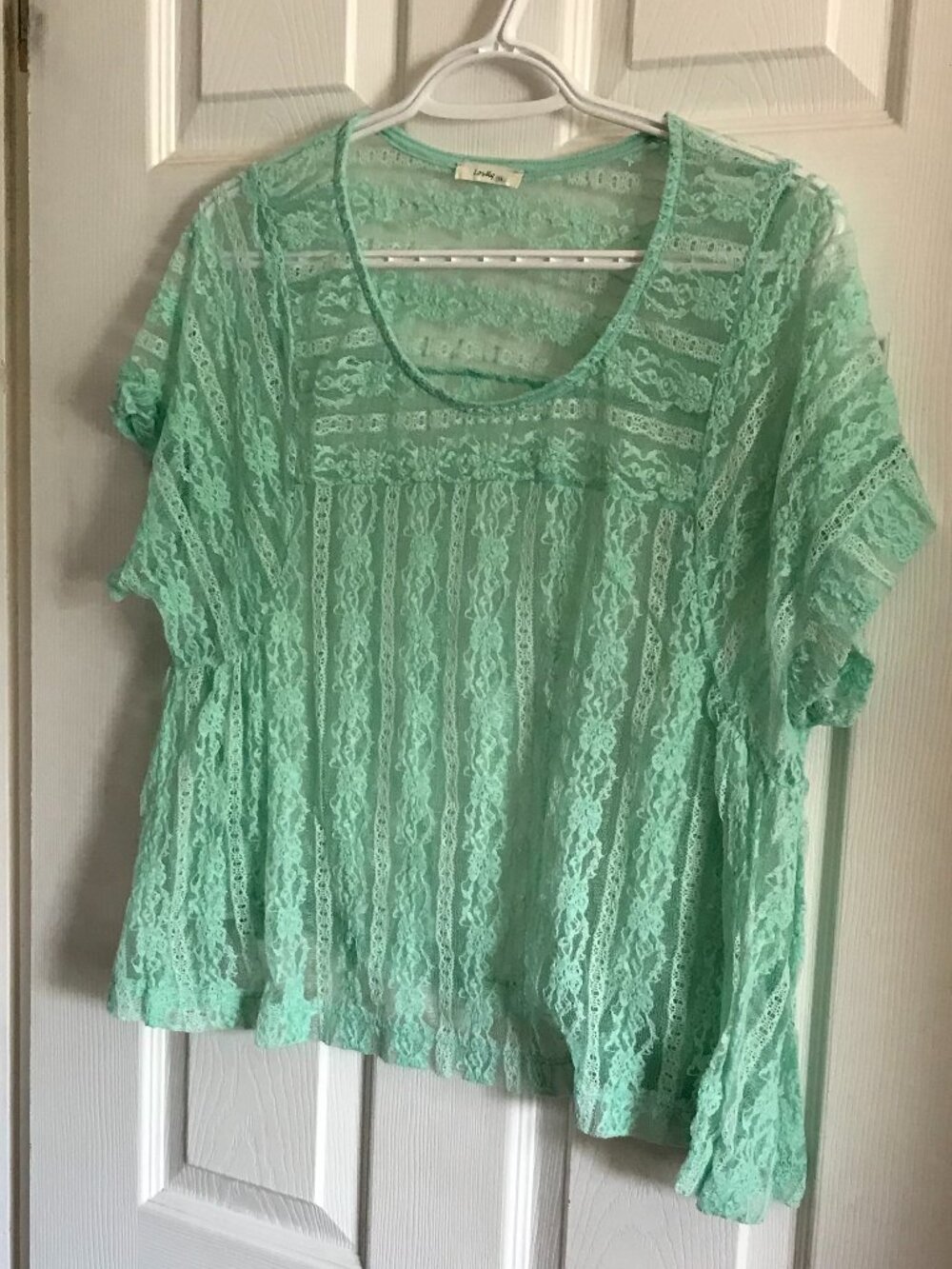 Mint Green Lace Top MEDIUM